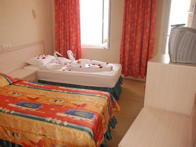 Mikado Hotel Mahmutlar Bagian luar foto